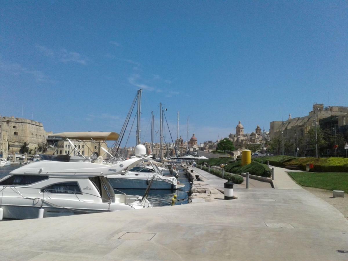 Townhouse Cospicua , Villa Luaran gambar