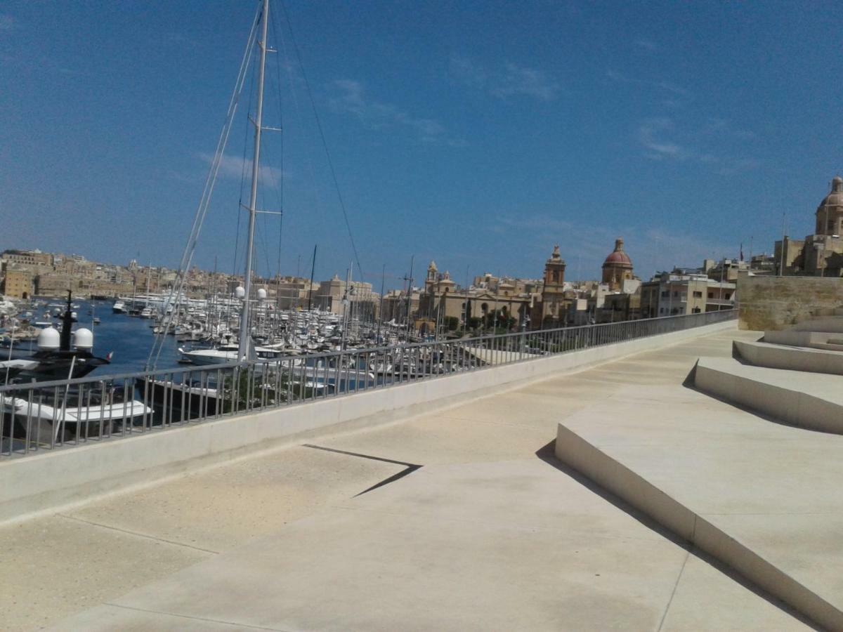 Townhouse Cospicua , Villa Luaran gambar
