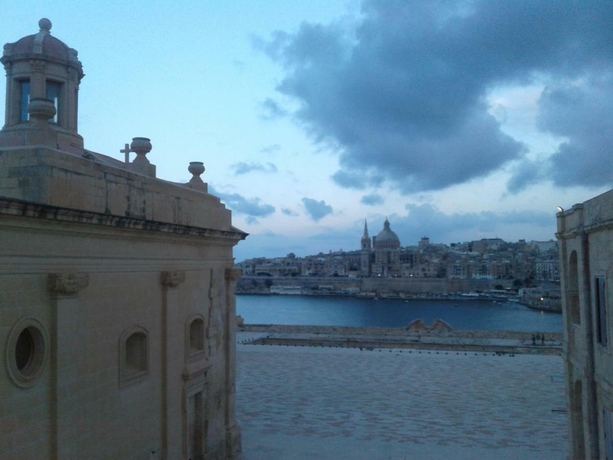 Townhouse Cospicua , Villa Luaran gambar